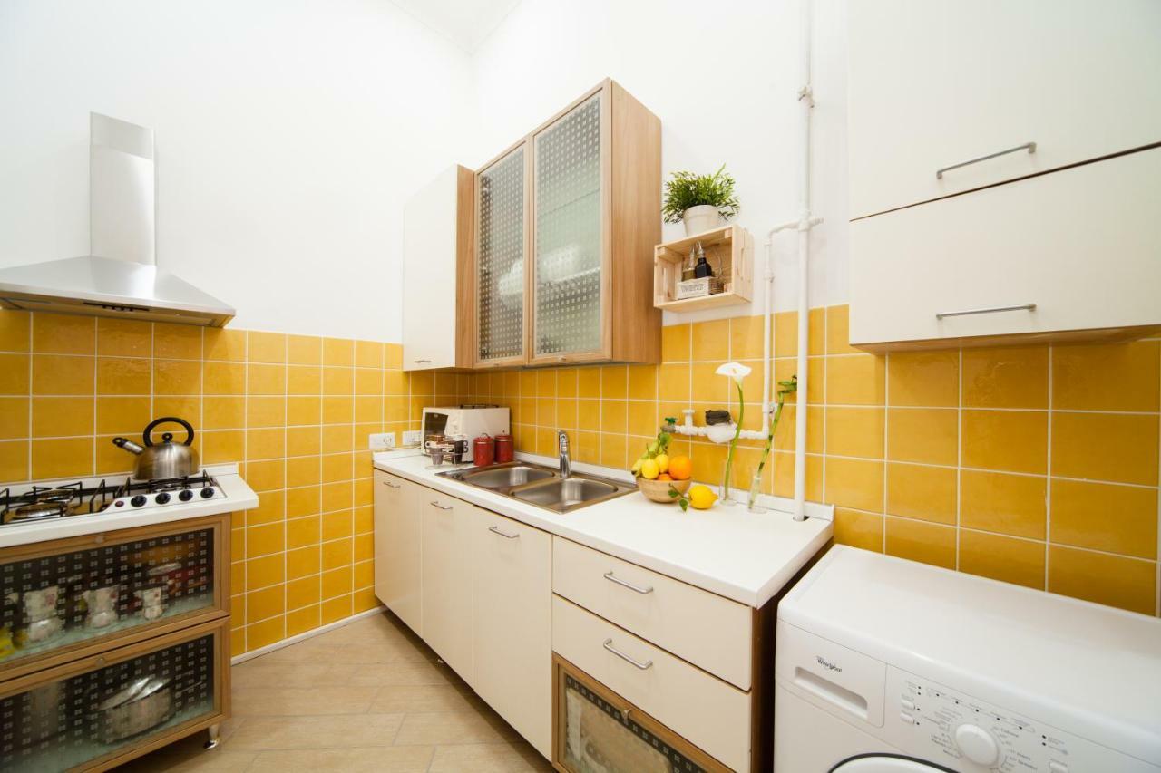 Napoli Centro Suite - Duomo Apartment エクステリア 写真