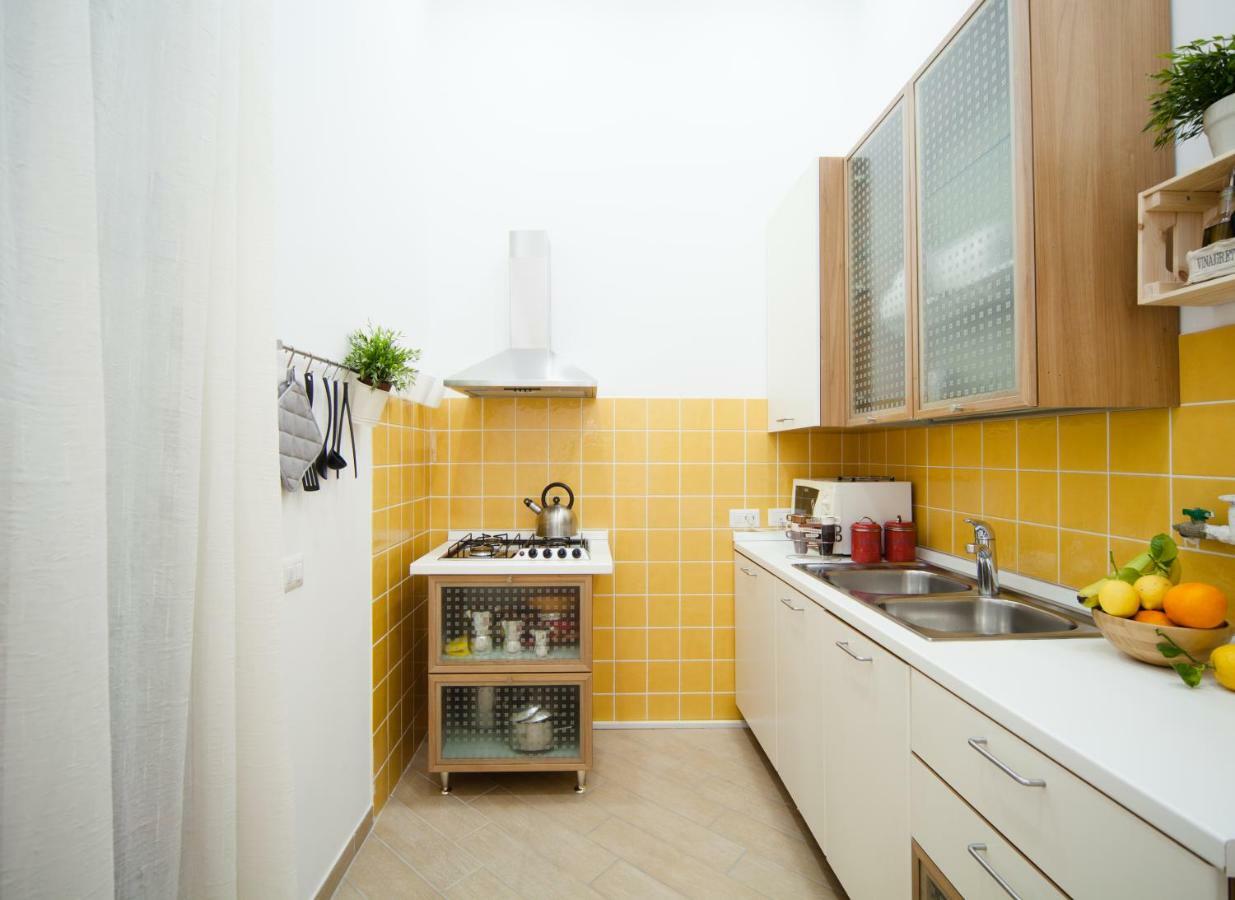 Napoli Centro Suite - Duomo Apartment エクステリア 写真